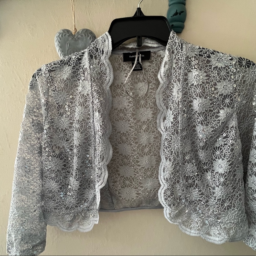 Women’s R & M Richards Silver Lace Scrug